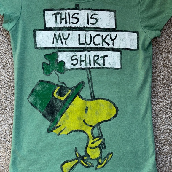 Old Navy Green Lucky Shirt with Woodstock "This is my Lucky Shirt" Sz M 7/8 - Picture 2 of 4